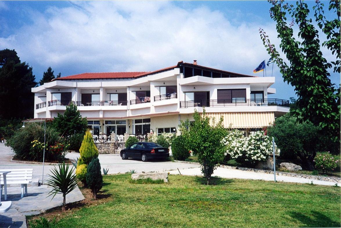 Hotel Pashos Kriopigi Ngoại thất bức ảnh