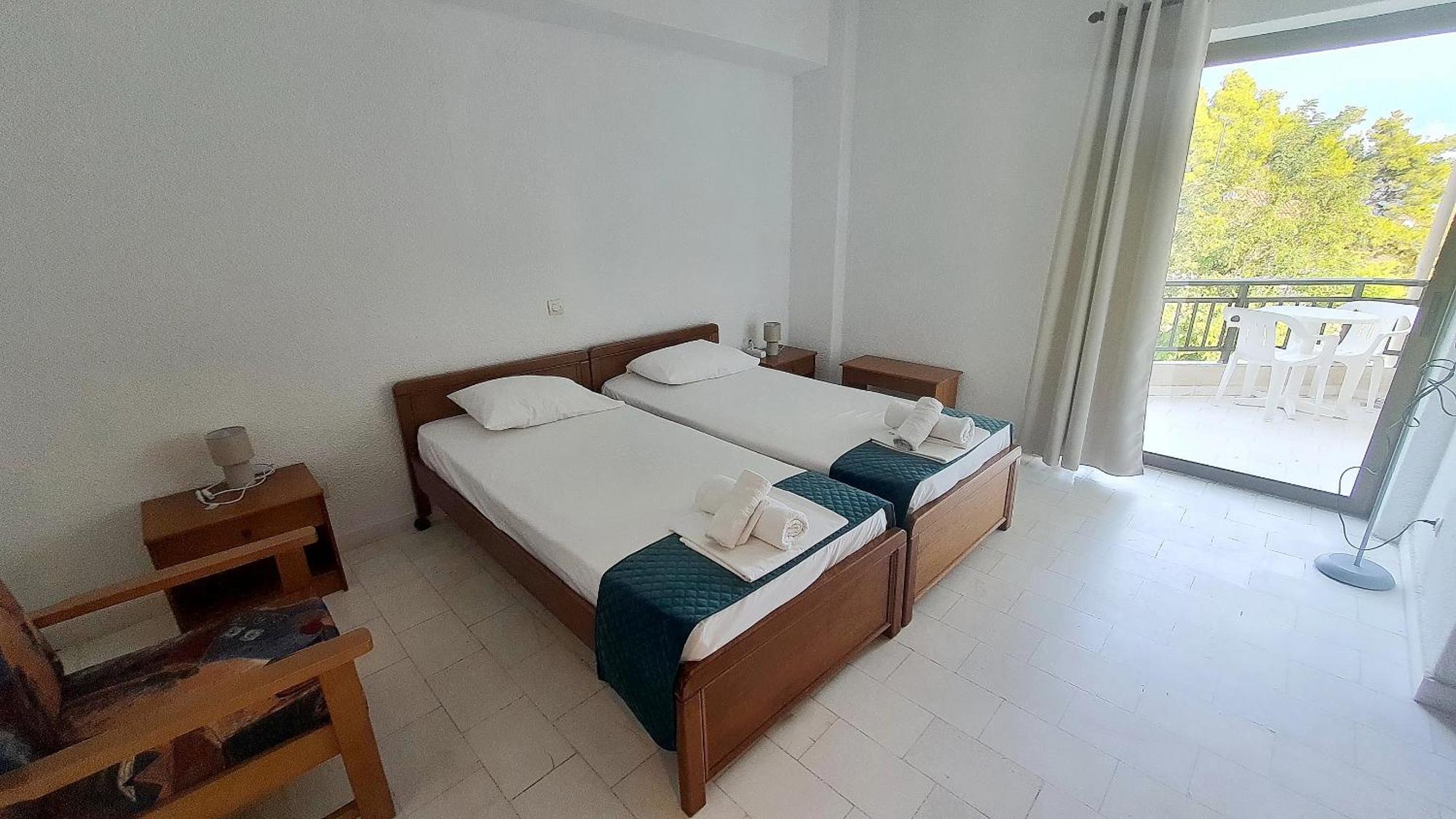 Hotel Pashos Kriopigi Ngoại thất bức ảnh